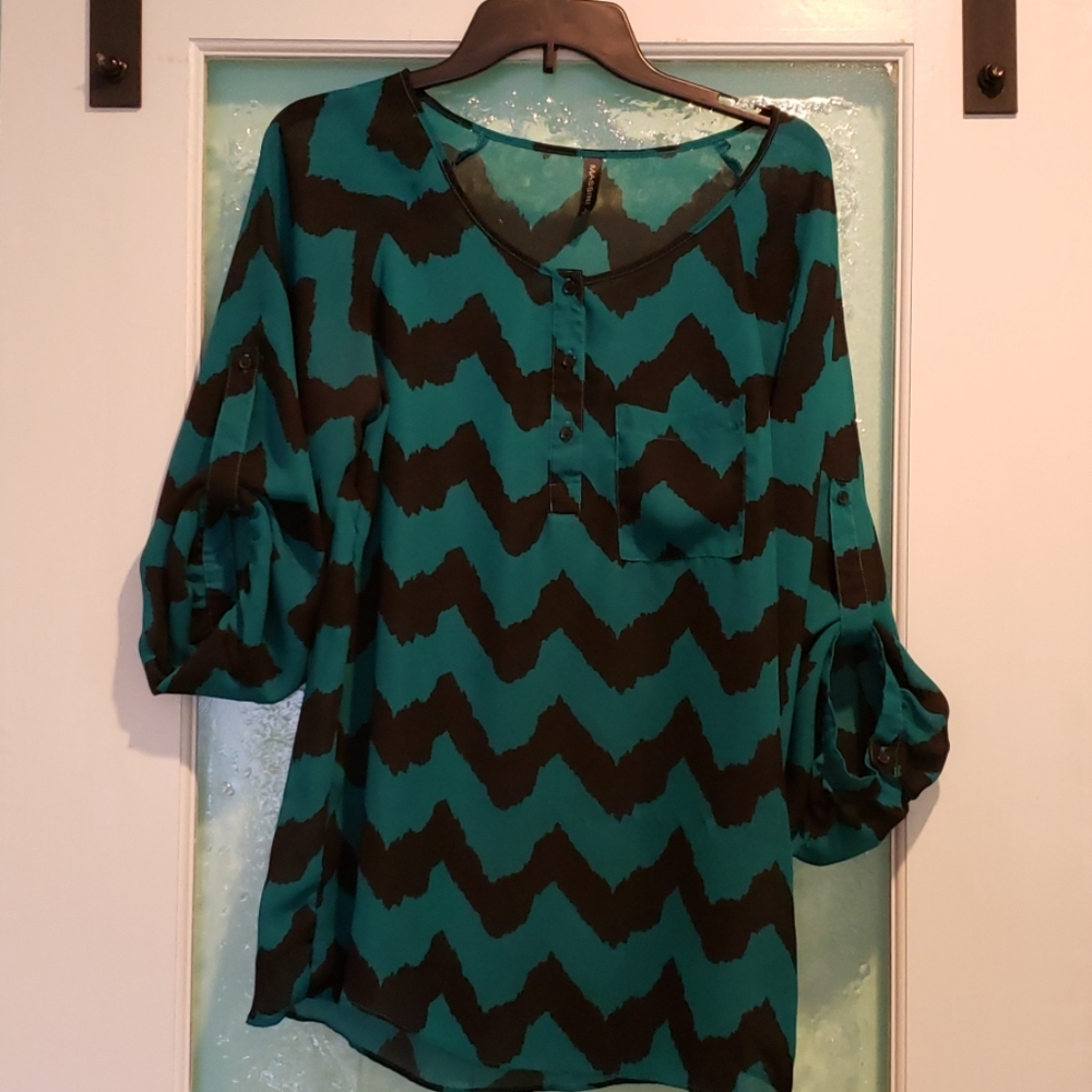 3 quarter sleeve shirt